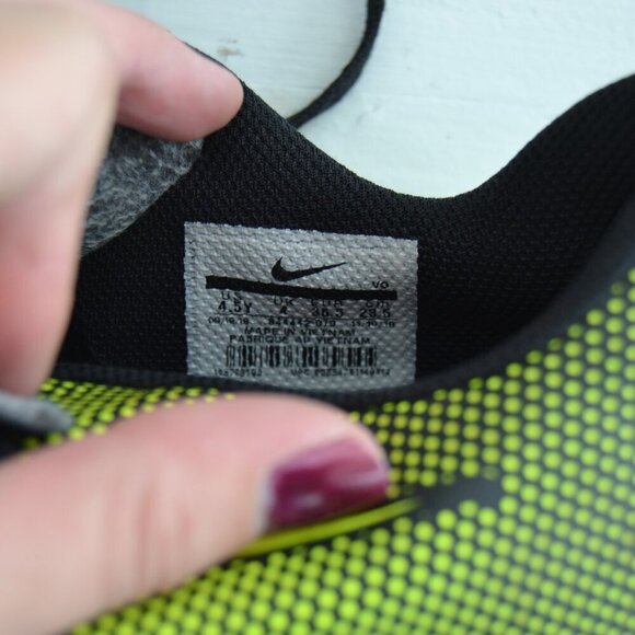 Nike FG Soccer Cleats Neon Yellow Green Kid's 4.5 Bravata II Black Athletic - Picture 8 of 8